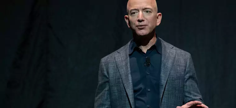 Jeff Bezos po locie w kosmos: ujrzałem jak bardzo krucha jest Ziemia