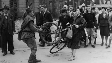 Historyk o dawnej rosyjskiej armii: ciągle szabrowali, wywoływali awantury i bójki