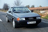 Audi 80 1.8 - Małe, ciasne, ale Audi