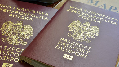 Jak i gdzie wyrobić paszport? [PORADNIK]