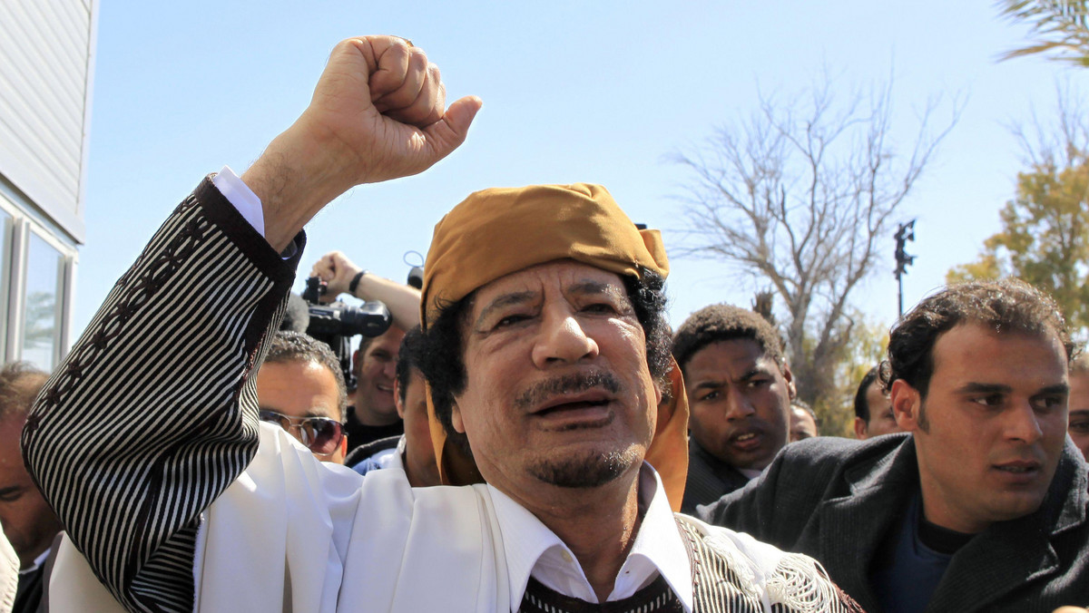 Stany Zjednoczone uważają, że konwój z wyższymi przedstawicielami obalonego reżymu libijskiego wjechał do Nigru, ale nie ma tam samego Muammara Kaddafiego - oświadczyła dzisiaj rzeczniczka Departamentu Stanu Victoria Nuland.