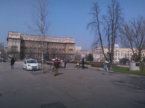 Policija viđena danas kod Vukovog spomenika