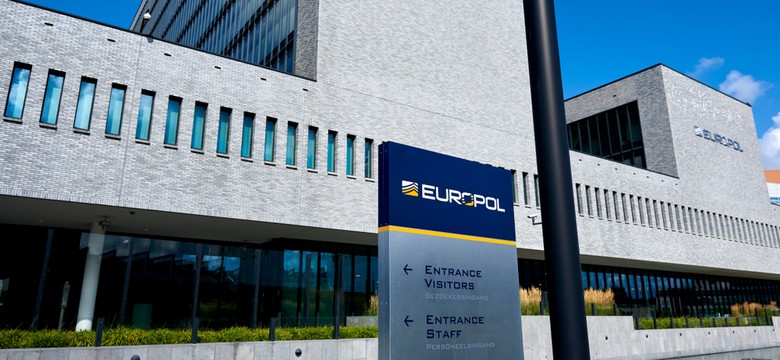 Niepokojący raport Europolu. W Europie działa ponad 800 grup przestępczych