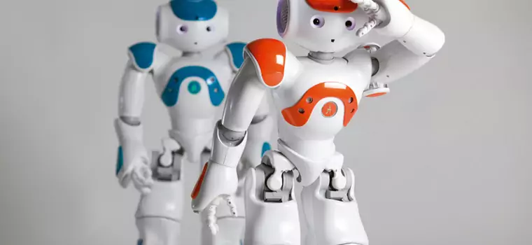 Roboty wychowują dzieci