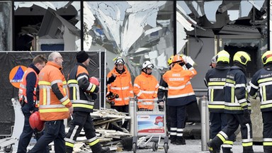 Napisał o dzieciach cieszących się po zamachu w Brukseli. Wkrótce do jego domu weszła policja