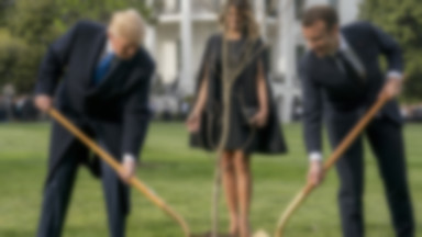 Symboliczna chwila: drzewko przyjaźni, zasadzone przez Trumpa i Macrona... uschło