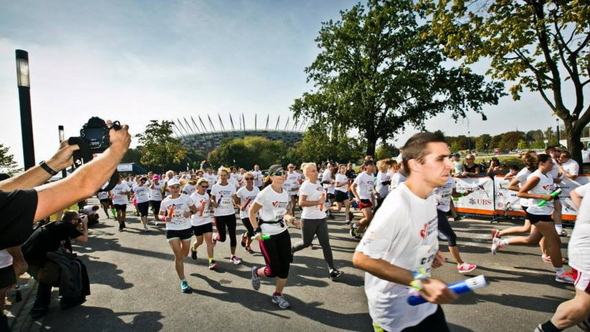 Już w niedzielę, 6 września, w Warszawie wystartuje druga edycja charytatywnego biegu Business Run. Będzie miał formę sztafety. Uczestniczyć w niej będą pięcioosobowe drużyny, złożone z pracowników różnych firm i organizacji. Dochód z imprezy zostanie przeznaczony na zakup protez dla podopiecznych fundacji Jaśka Meli "Poza Horyzonty".