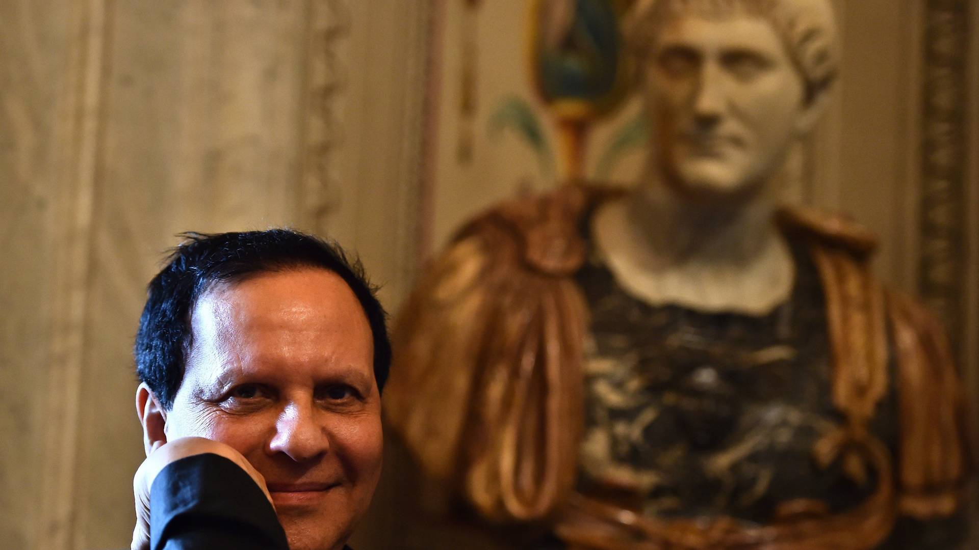 Preminuo Azzedine Alaia