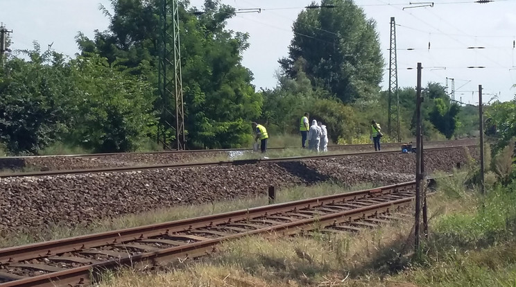 A rendőrség helyszínelt a szakaszon/ Fotó: Blikk