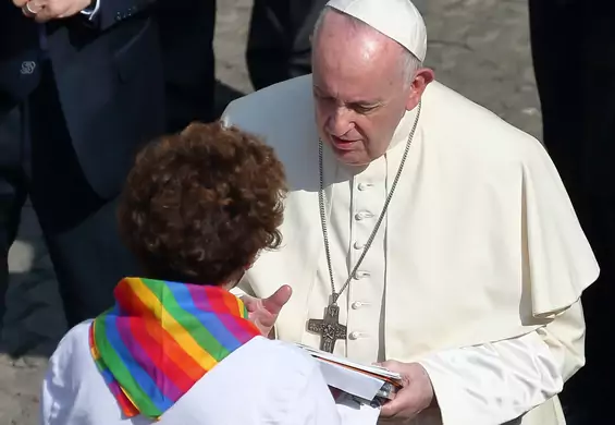 Franciszek spotkał się z rodzicami osób LGBT. "Bóg kocha wasze dzieci takimi, jakie są"