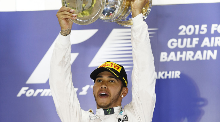 Lewis Hamilton 2015-ben 
a Mercedesszel szerezte 
meg harmadik sikerét – 
most várja a következőt /Fotó: AFP