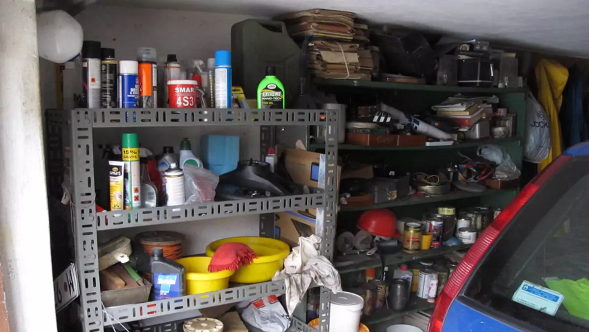 Porządki w garażu - co zostawić a co wyrzucić?