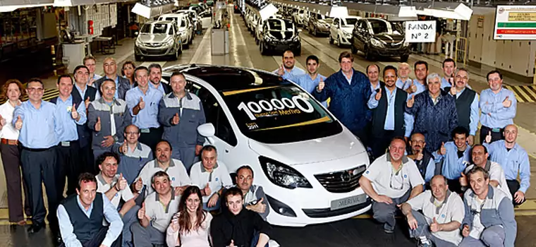 Nowy Opel Meriva razy 100 000