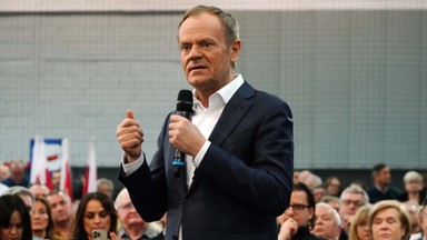 Tusk obiecuje "babciowe". Jaśkowiak: stać nas na to