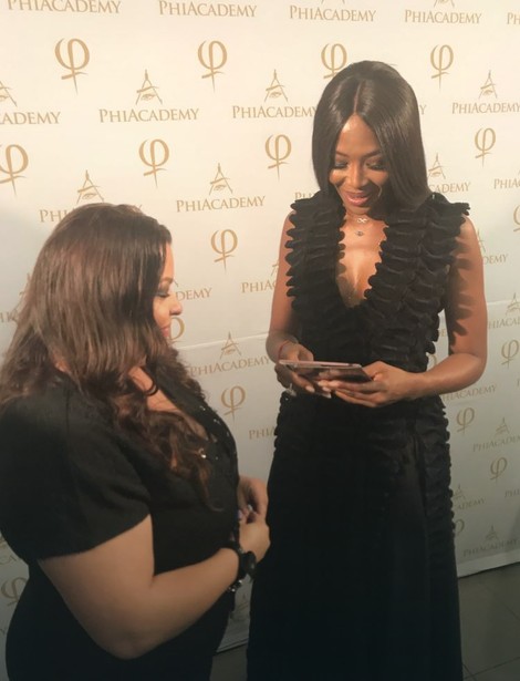 Buckino iznenađenje za Naomi