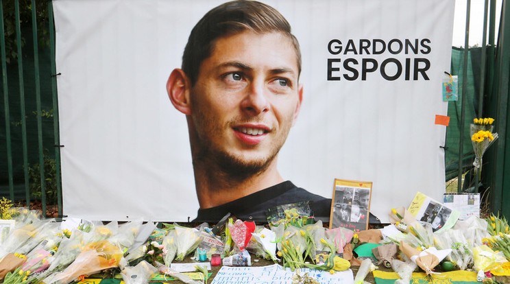 Emiliano Sala a francia országi Nantes-ból a walesi Cardiffba tartott, amikor a kisrepügépe eltűnt a La Manche csatorna felett /Fotó: EPA - Eddy Lemaistre