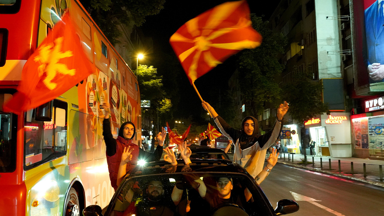Wybory w Macedonii Północnej. Konserwatyści świętują na ulicach. 