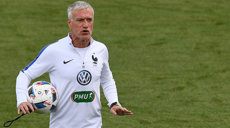 Volt válogatottbéli csapattársa durva vádakkal illette Didier Deschamps-ot /Fotó: AFP