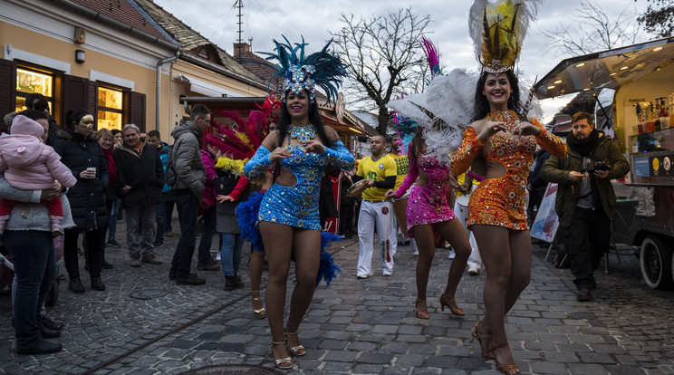Szentendrei karnevál - Fotó: MTI Mónus Márton