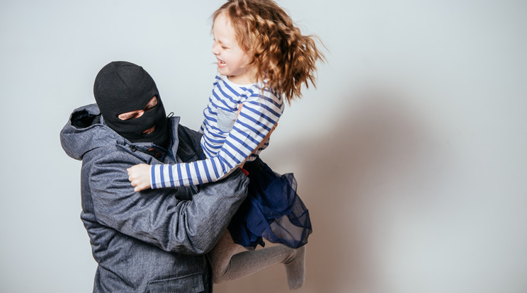 A 11 éves lány azt állítja, elrabolták, de nem emlékszik semmire (képünk illusztráció)  / Fotó: Shutterstock