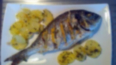 Aromatyczna pieczona ryba