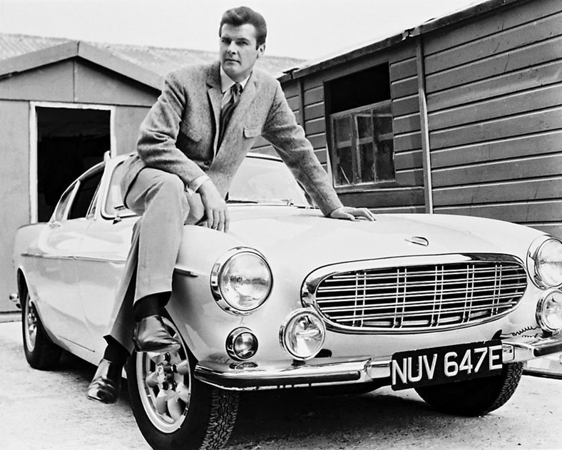 Volvo P1800 i Roger Moore jako Święty