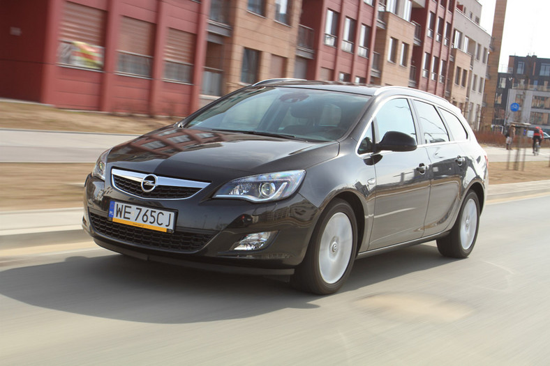 Opel Astra Sports Tourer: więcej mocy i co jeszcze?