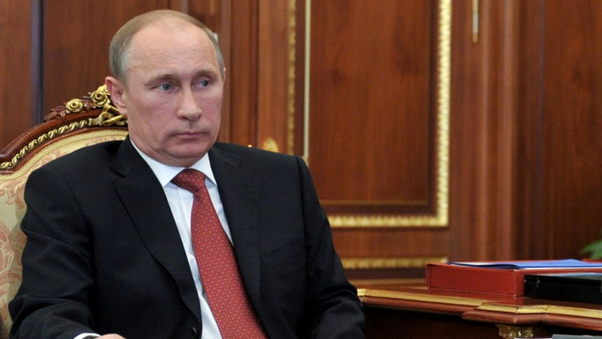 Pomysł prezydenta Rosji Władimira Putina, aby poszerzyć gazociąg Jamał-Europa, wywołał głośny skandal polityczny w Polsce - informuje rosyjski dziennik "Kommiersant".