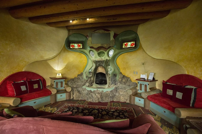 Earthships - samowystarczalne domy