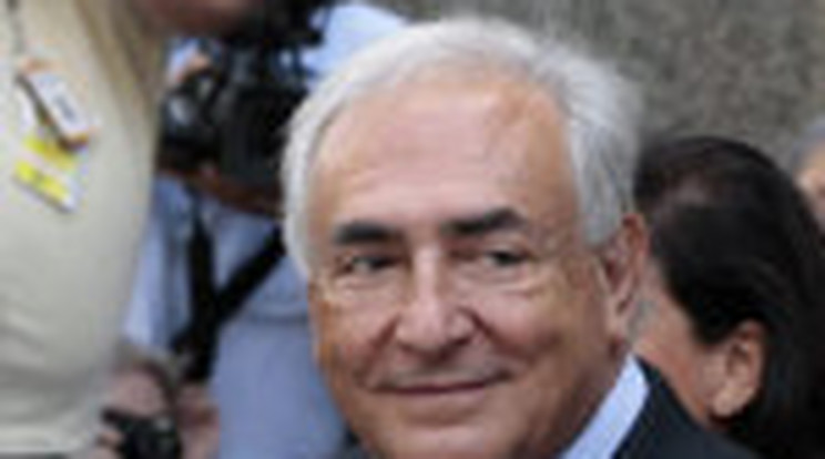 Ejtették a vádat Dominique Strauss-Kahn ellen