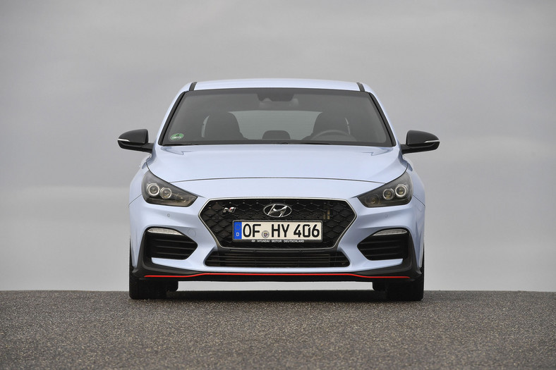 Hyundai i30 N kontra Peugeot 308 GTI - takie powinno być GTI