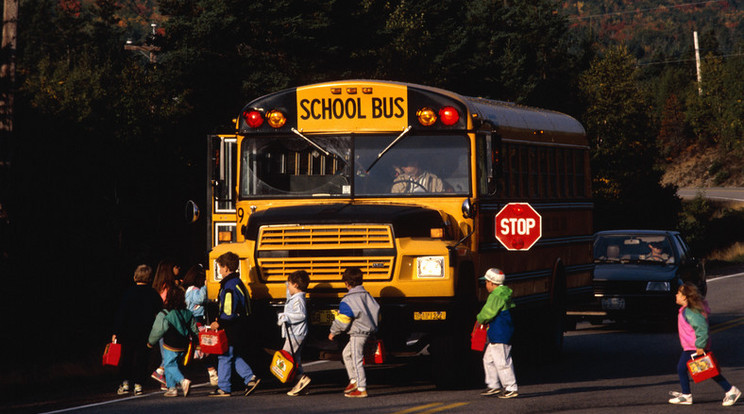 A diákok parkolták le a buszt /Fotó: Northfoto