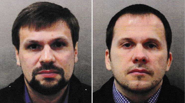 Az egykori kém megmérgezésével vádolt oroszok 
egyike, Petrov (jobbra) telefonja az orosz védelmi minisztériumban csörög ki/Fotó: MTI-EPA