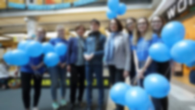 Niebieska sektorówka i oklaski w języku migowym. Ulicami Gdańska przejdzie marsz "solidarnie dla autyzmu"