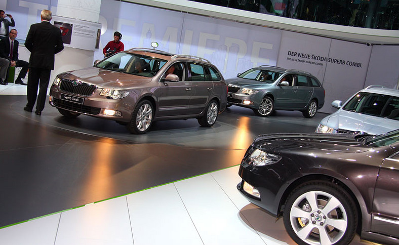 IAA Frankfurt 2009: 81 premier światowych, 753 wystawców z 30 krajów (fotogaleria I.)