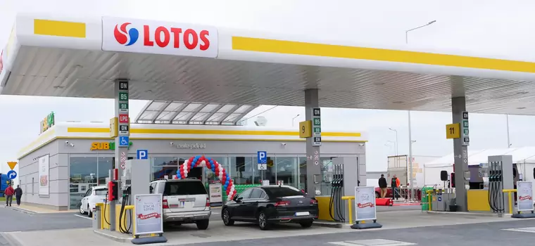 Ponad 400 stacji paliw Lotos sprzedane. Zmiana logo jeszcze w tym roku