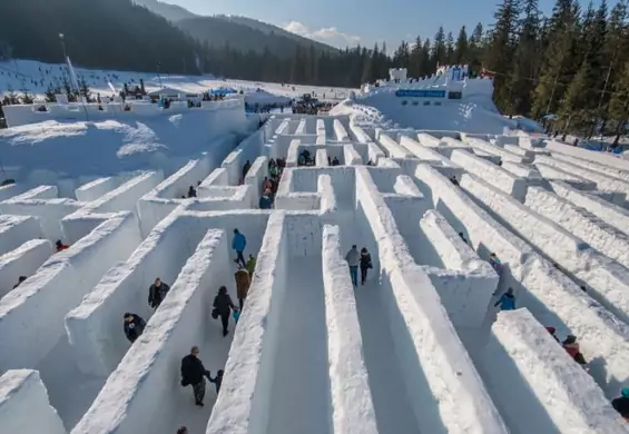 W Zakopanem powstał największy labirynt śnieżny na świecie