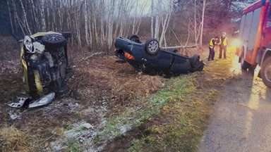 Tragiczny splot okoliczności. Kobieta śmiertelnie potrącona na drodze