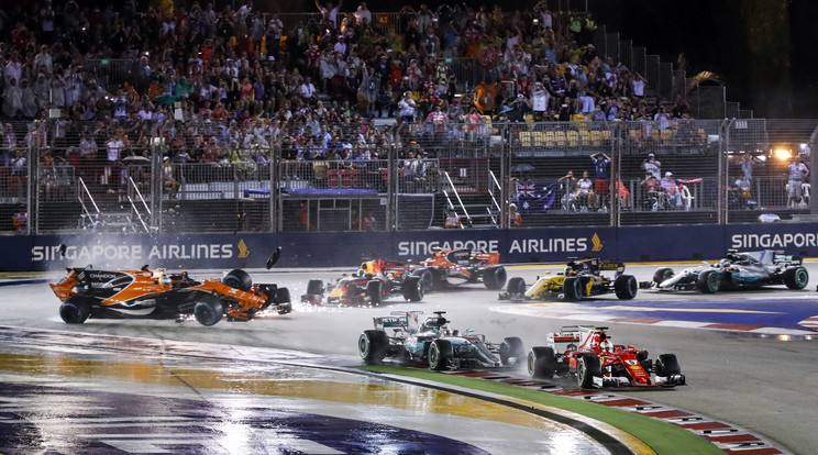 Fernando Alonso okkal ideges, ugyanis a szezonban most lett volna a legnagyobb esélye felállni a dobogóra /Fotó: AFP