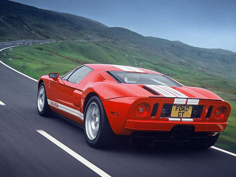 Ford GT40 – bicz na Ferrari