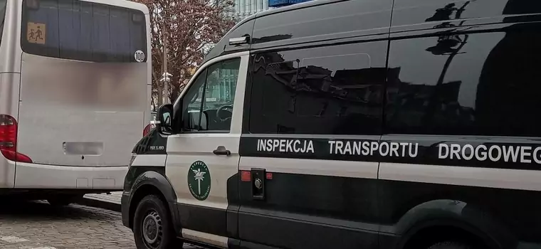 Prowadziła autobus pełen dzieci, choć jej w nim nie było