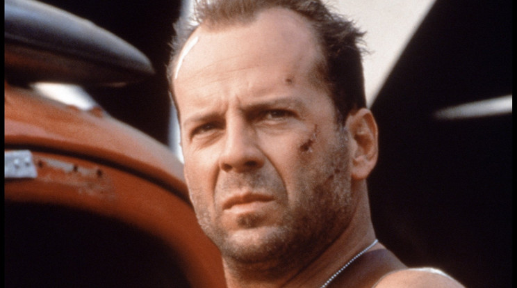 A Die Hard-sorozattal beírta magát a mozitörténelembe 
Bruce Willis, azonban nem akarta, hogy beskatulyázzák, 
ezért drámai és komikus szerepeket is vállalt  /Fotó: Profimedia-reddot