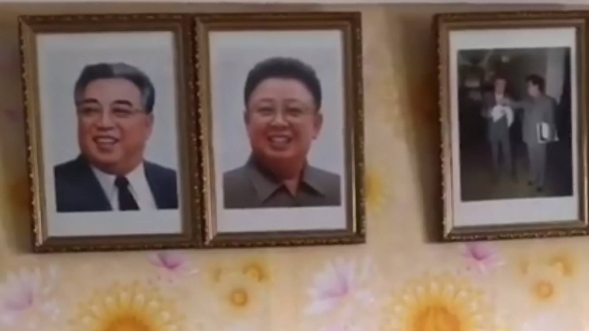 Redak snimak unutrašnjosti tipičnog stana u Severnoj Koreji