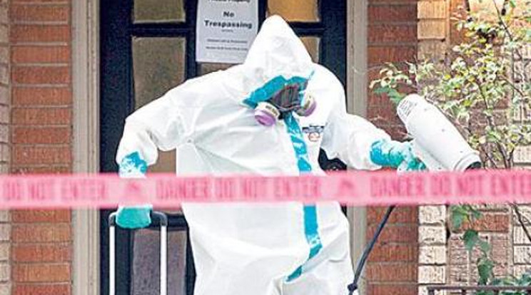 Védőruhában is elkapta  az ebolát az ápolónő