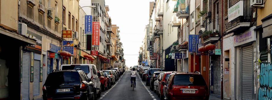 M.in. w dzielnicy Usera w Madrycie wprowadzono ograniczenia w poruszaniu się. Na razie w Hiszpanii wykluczony jest drugi lockdown