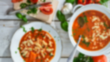 Poznaj przepis na pyszną zupę pomidorową