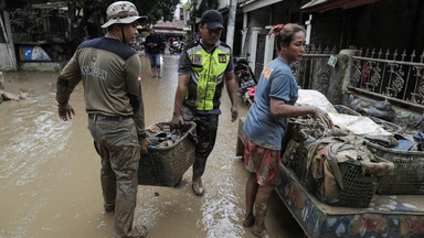 Indonezja: w stolicy 46 ofiar z powodu powodzi