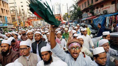 Indonezja: tysiące pielgrzymów w kwarantannie po zgromadzeniu religijnym