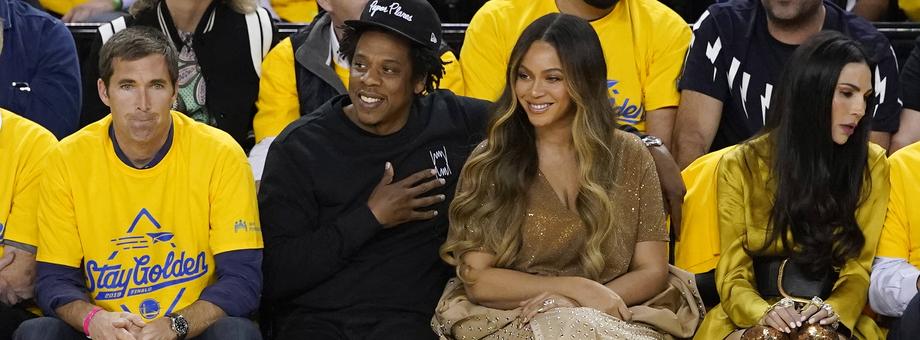 Jay-Z i Beyonce na meczu NBA