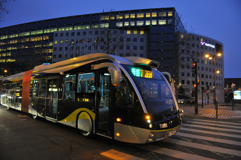 Autobus Solaris BHNS. Fot. materiały prasowe